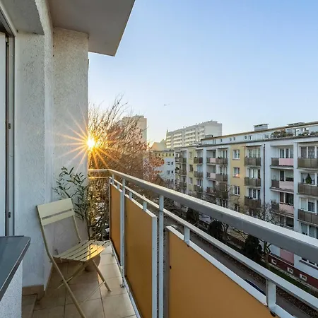 Atmospheric In Center With Desk And Bathtub By Renters * Kołobrzeg